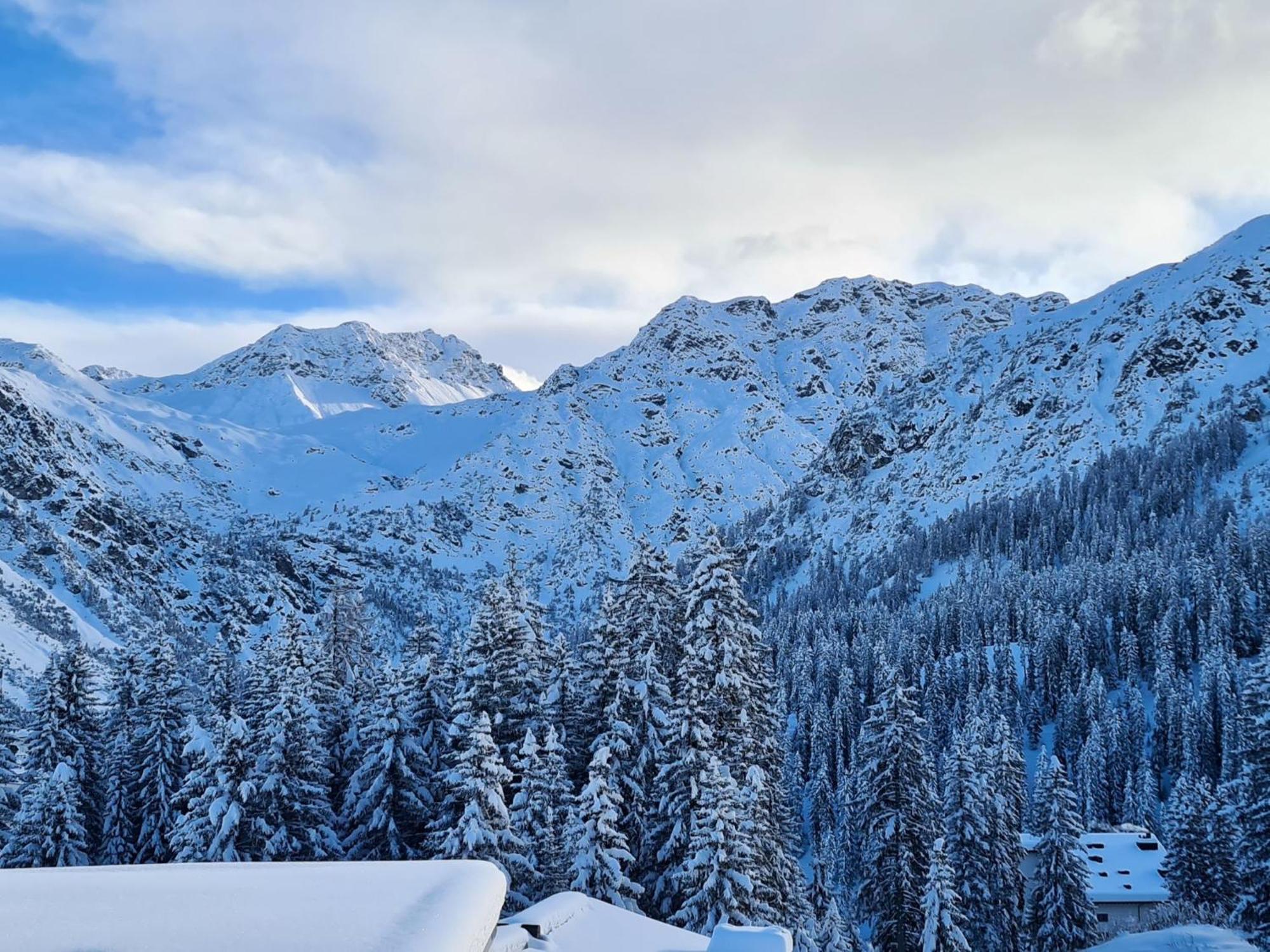 Fewo D'Rock Arosa- Center Of Nightlife By Nature Apartments Switzerland Bagian luar foto